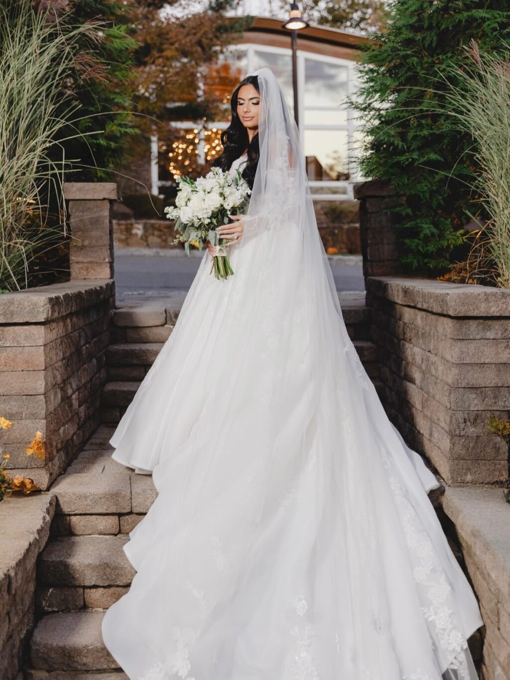 Instagram post from eventsbyloving. This post is in position 6.